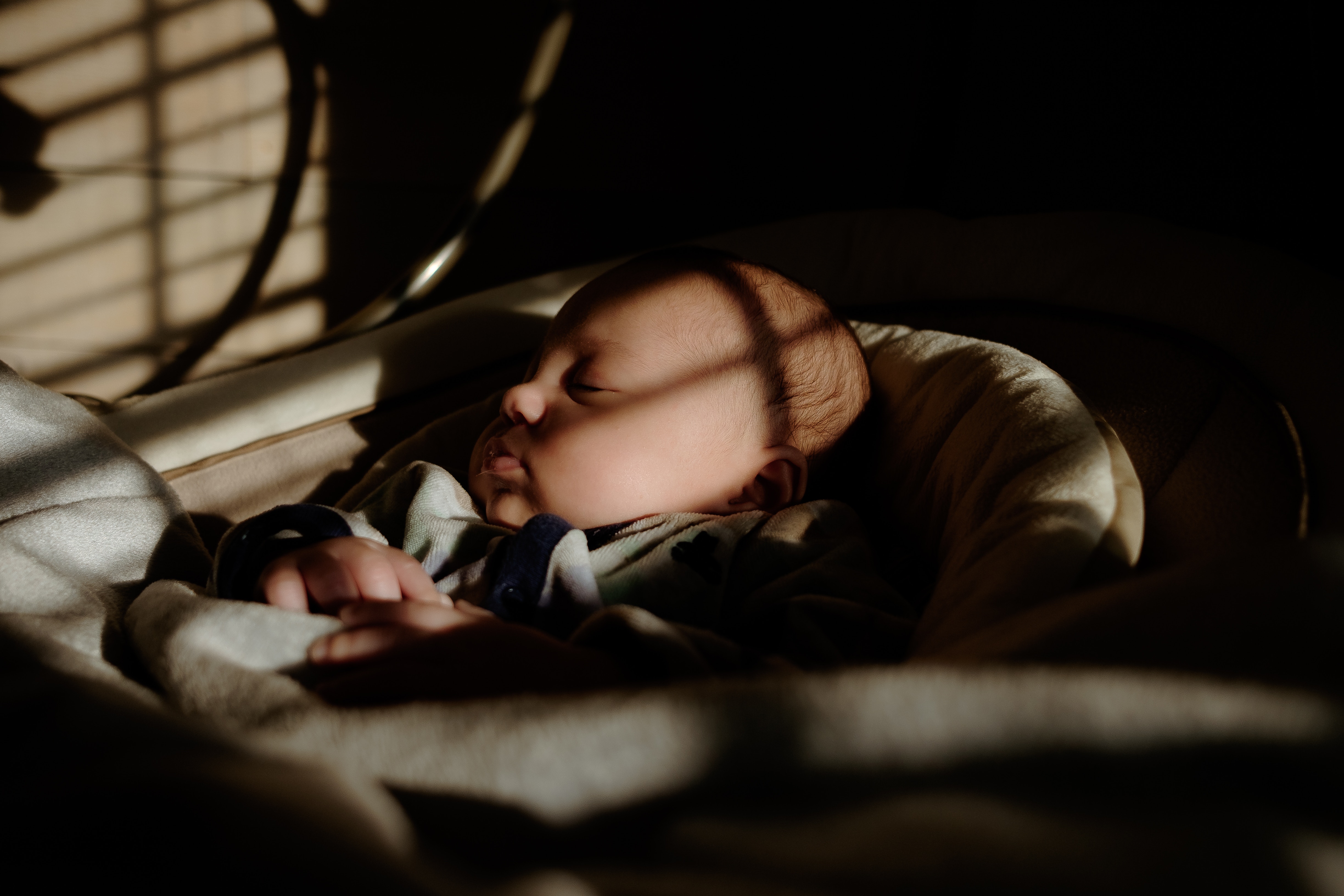 5 Tips To Make Sure That Your Kid Sleeps On Time